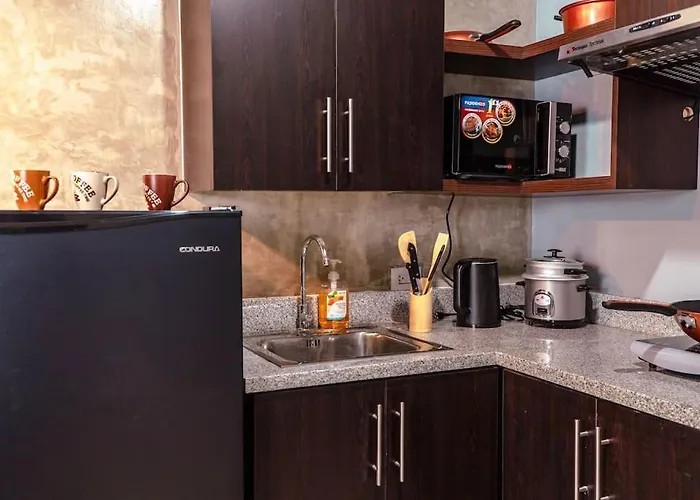 Apartamento Comfy And Cozy Retreat In With A Stunning View Manila