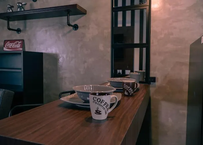 Comfy And Cozy Retreat In With A Stunning View Manila