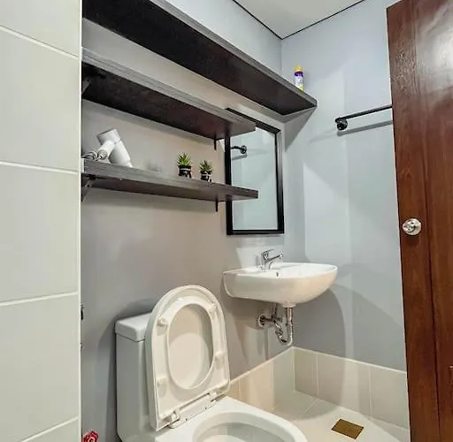 Comfy And Cozy Retreat In With A Stunning View Manila