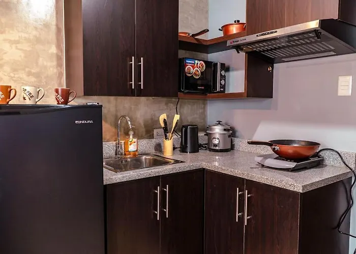 Apartamento Comfy And Cozy Retreat In With A Stunning View Manila